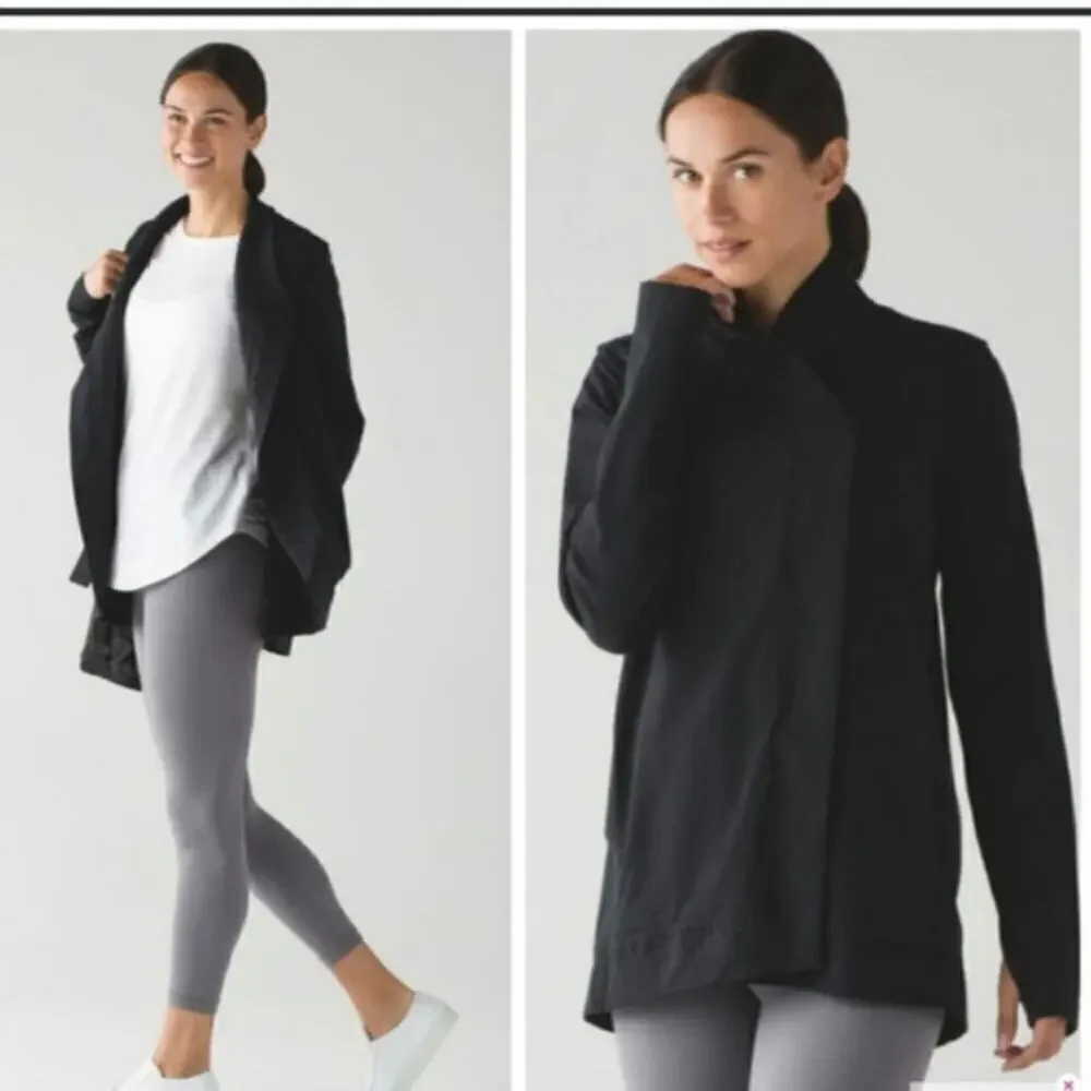 Lululemon Belle Wrap Asymmetrical Sweatshirt in Navy Blue, sz 2